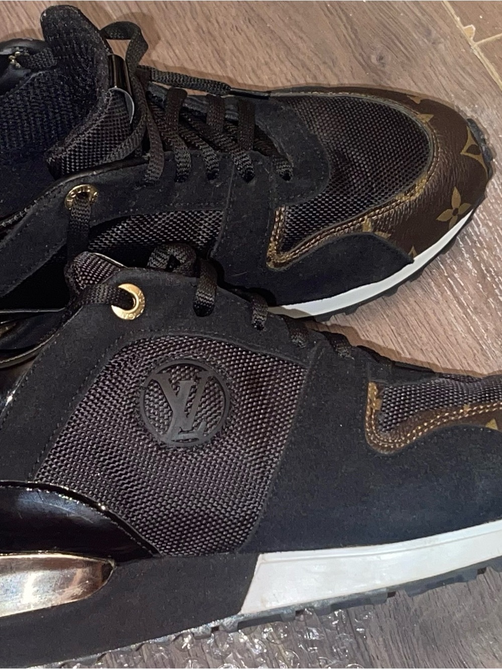 Louis Vuitton Black & Brown Men's LV Logo Sneakers